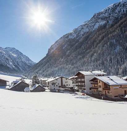 Das Dorf Plangeross im Winter