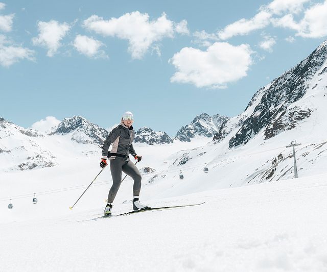 Langlaufen auf der Höhenloipe im Pitztal