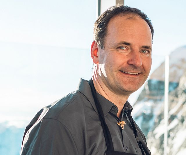 Bernd Matschnig  Cafe 3440 01-3