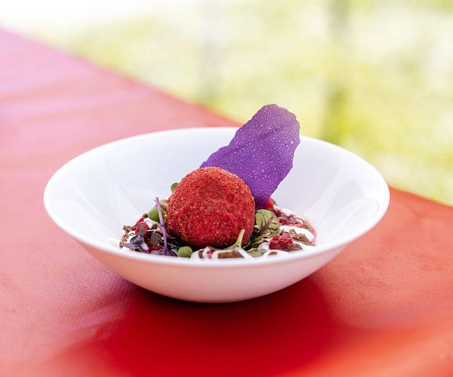 Finger food with regional specialities