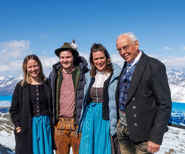 2025_04_05_Pflerer Gitschen Cafe 3440-02