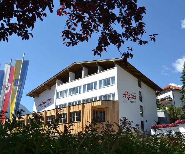 Alpina_So-aussen_0489