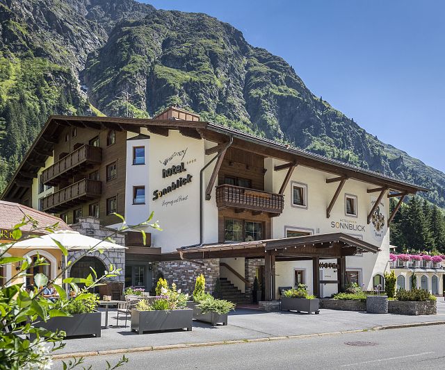 Aussenansicht Sommer