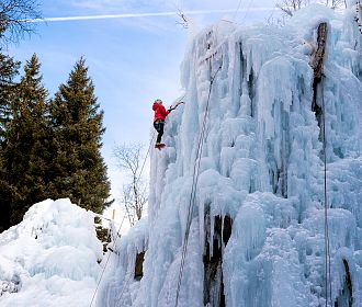 Die Eiswelt Taschachschlucht beim Ice Total Eiskletterfestival 2025