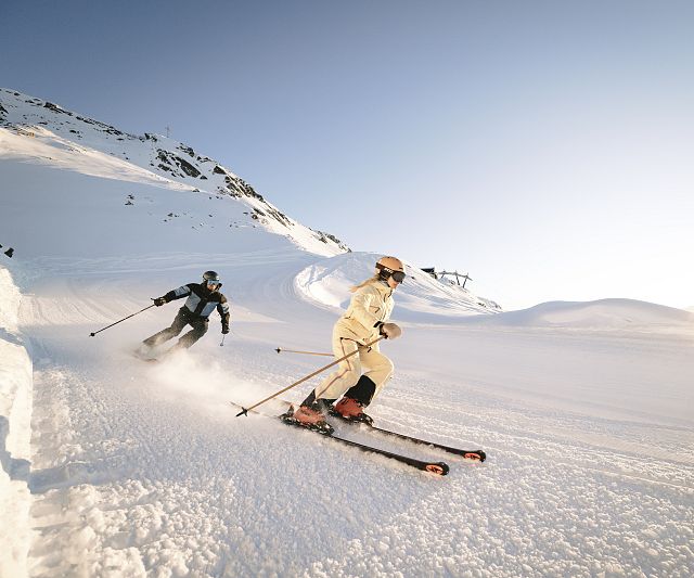 skifahren-im-skigebiet-hochzeiger-2-21