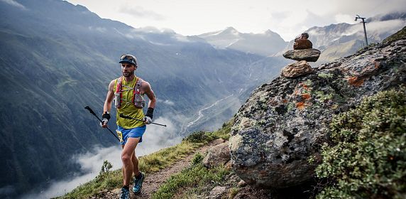 Trailläufer im Taschachtal auf dem Fuldaer Höhenweg