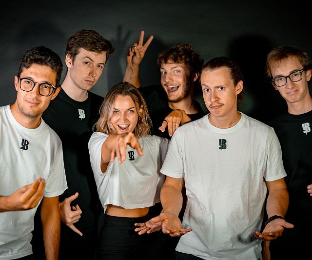 Younblood Gruppenfoto