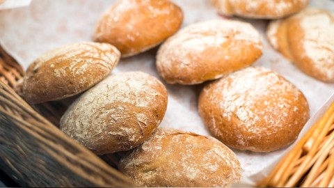 Zirbenbäckerei: Täglich frisches Brot